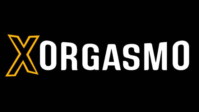 Get an Intense Orgasm Fucking on Webcam